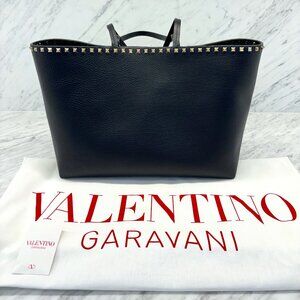 Auth New VALENTINO Rockstud Grainy Tote in Black